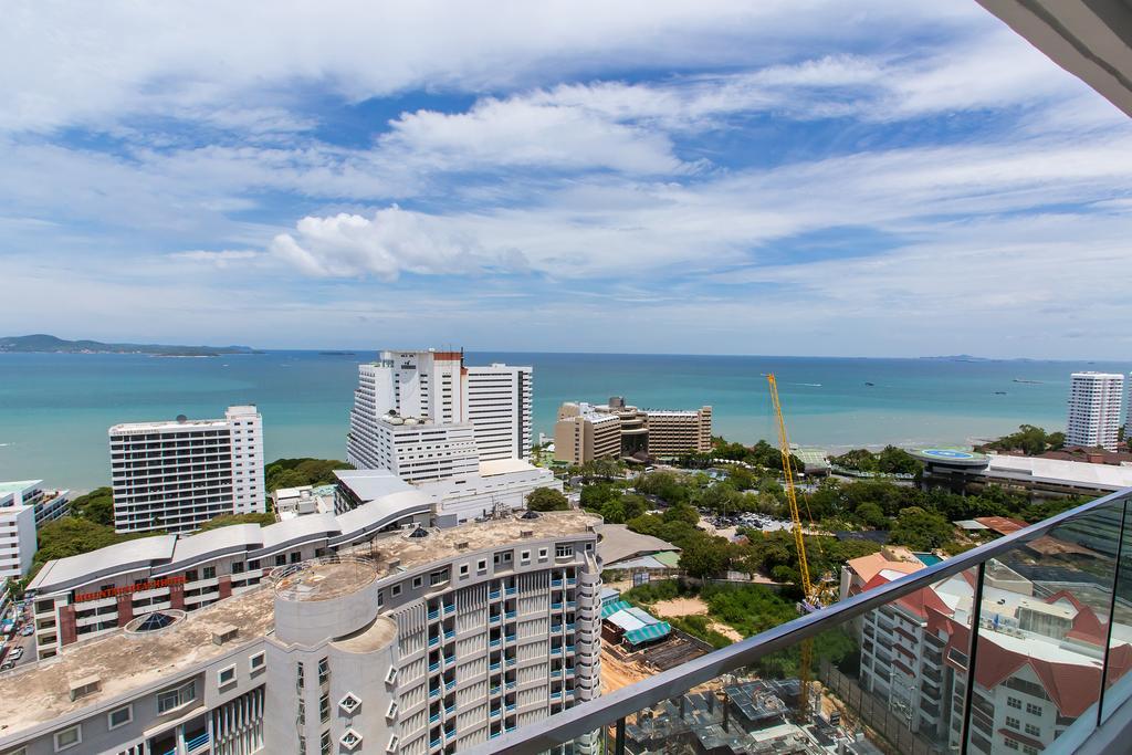 The Cliff Residence Condo Pattaya Zimmer foto