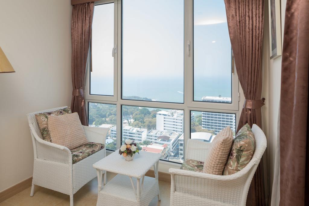 The Cliff Residence Condo Pattaya Zimmer foto